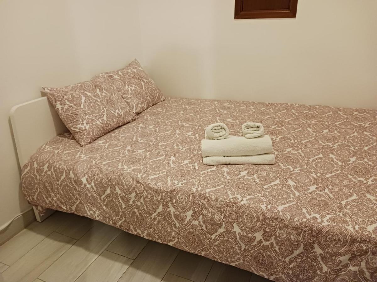 Apartment Estrela Heart Lisbona Esterno foto